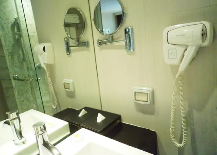 Citichic Sukhumvit 13 By Compass Hospitality - Newly Renovated מלון בנגקוק