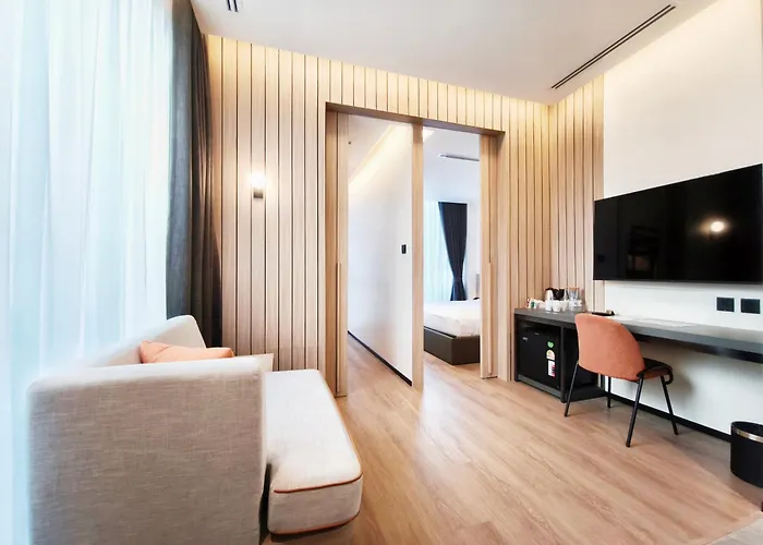 Citichic Sukhumvit 13 By Compass Hospitality - Newly Renovated Hotel