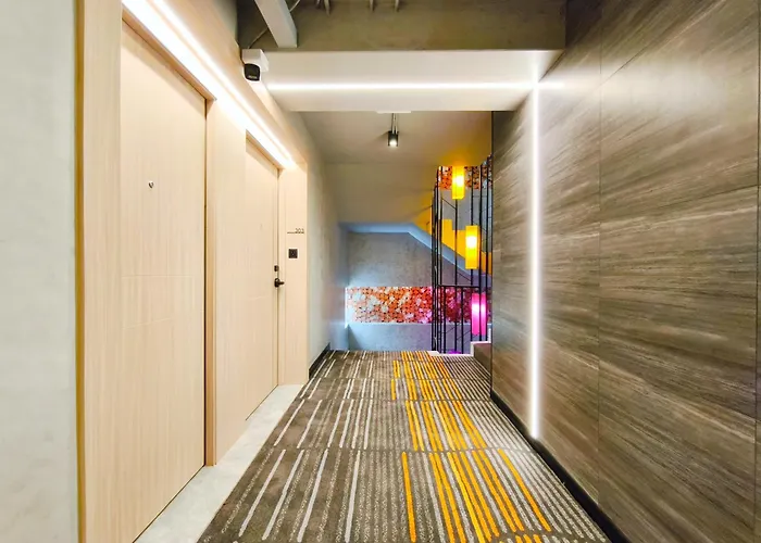 Hotel Citichic Sukhumvit 13 By Compass Hospitality - Newly Renovated Bangkok