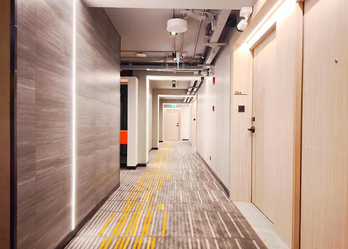 Citichic Sukhumvit 13 By Compass Hospitality - Newly Renovated Bangkok
