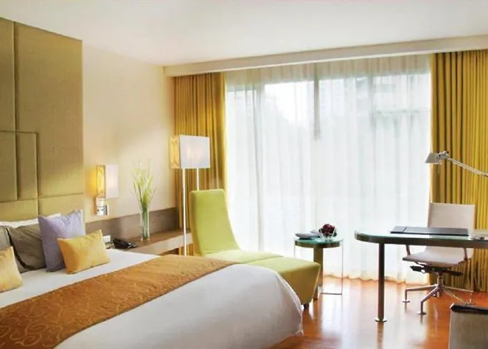Hotel Citichic Sukhumvit 13 By Compass Hospitality - Newly Renovated