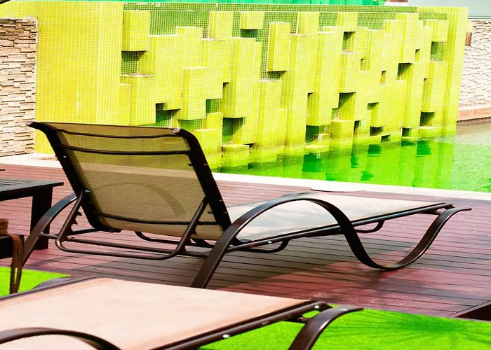 Citichic Sukhumvit 13 By Compass Hospitality - Newly Renovated Hotel 3*