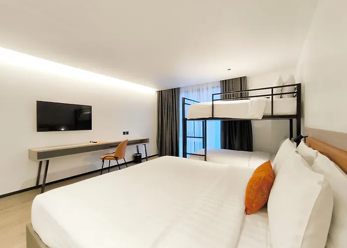 Citichic Sukhumvit 13 By Compass Hospitality - Newly Renovated